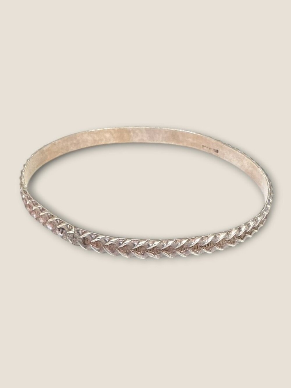 Vintage Sterling Silver Fish Scale Design Bangle 2.5" Diameter 10g - Picture 2 of 8